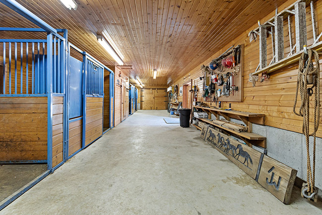 Horse Stable Area Castle Rock River Ranch Montana