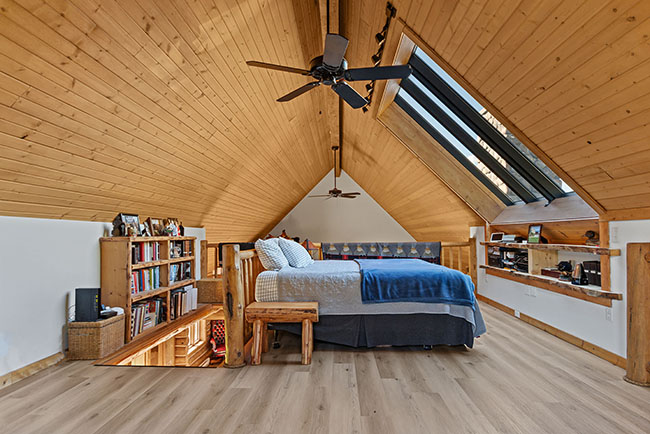 Log Cabin Loft Bedroom Castle Rock River Ranch Montana