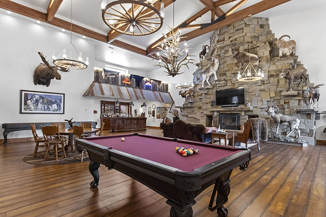 Interior Large Game Room Crooked Creek Ranch Winnett Mt